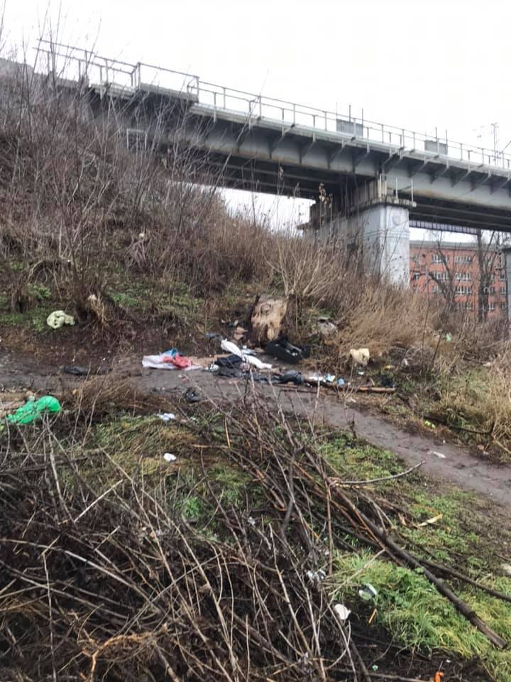 В сети показали горы мусора посреди Киева