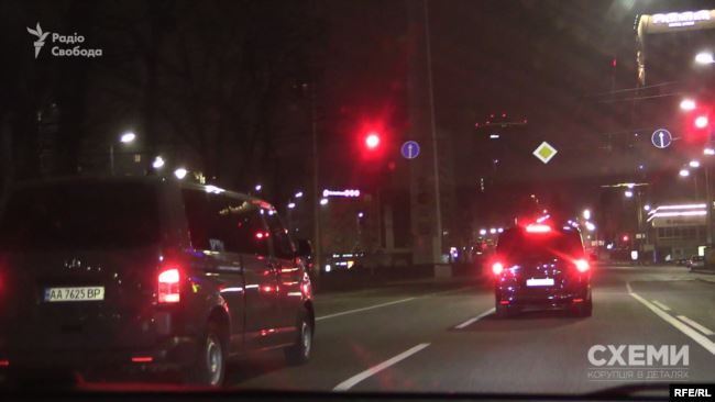 Появились фото, как Зеленский ночью 9 января прилетел в Киев из Омана