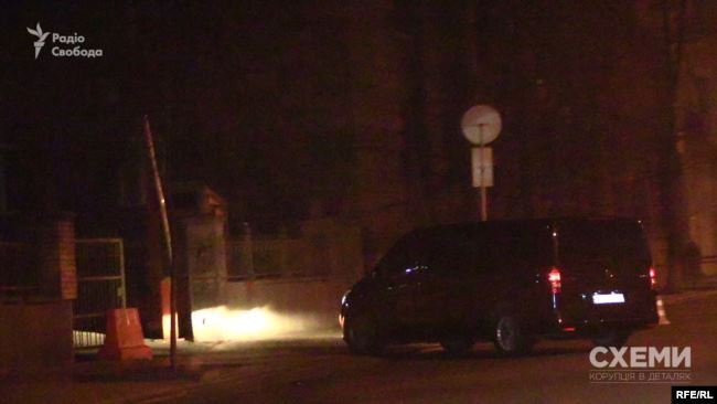 Появились фото, как Зеленский ночью 9 января прилетел в Киев из Омана