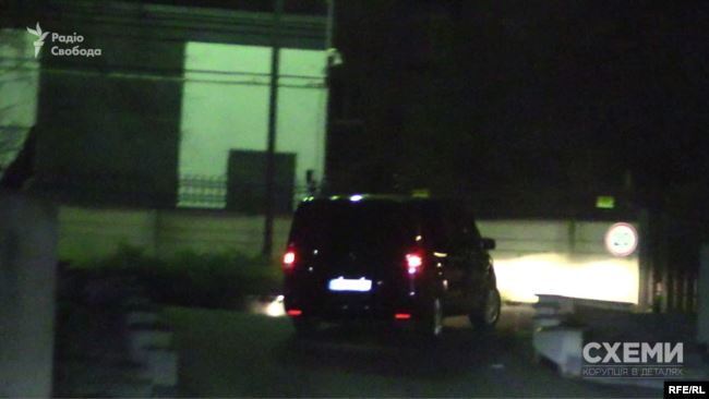 Появились фото, как Зеленский ночью 9 января прилетел в Киев из Омана