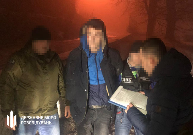 Ð¡Ð¾Ñ‚Ñ€ÑƒÐ´Ð½Ð¸Ðº ÐÐ°Ñ†Ð¿Ð¾Ð»Ð¸Ñ†Ð¸Ð¸ Ð·Ð°Ð´ÐµÑ€Ð¶Ð°Ð½ Ð²Ð¾ Ð²Ñ€ÐµÐ¼Ñ Ð¿Ñ€Ð¾Ð´Ð°Ð¶Ð¸ Ð°Ð¼Ñ„ÐµÑ‚Ð°Ð¼Ð¸Ð½Ð° Ð² Ð§ÐµÑ€Ð½Ð¾Ð²Ð¸Ñ†ÐºÐ¾Ð¹ Ð¾Ð±Ð»Ð°ÑÑ‚Ð¸, - Ð“Ð‘Ð  02 dqxikeidqxitkant