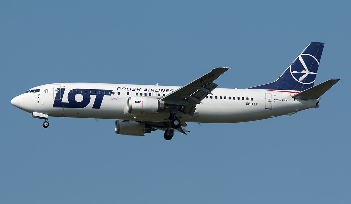 Картинки по запросу Авиалайнер рейса LO755 dqxikeidqxiqqeant