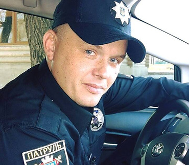 В Николаеве офицер полиции на встрече выпускников обокрал четырех бывших одноклассников - Copyright https://news.pn