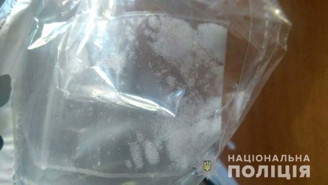 32-летняя учительница продавала амфетамин в Ривном, - Нацполиция 02