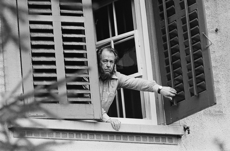 Alexandr Solzhenitsyn in Zurich dqxikeidqxiqqeant