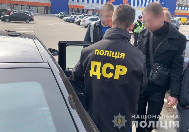 Замглавы ОТГ в Запорожской области пойман на взятке 1 млн грн, - полиция 04 Замглавы ОТГ в Запорожской области пойман на взятке 1 млн грн, - полиция 04