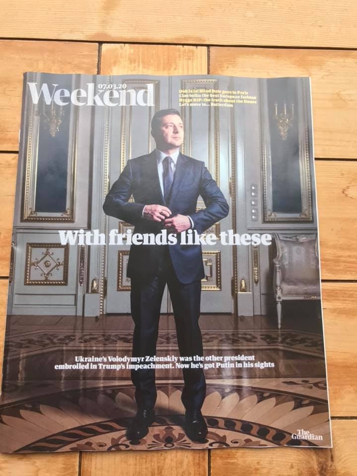 Image may contain: 1 person, shoes dqxikeidqxitkant