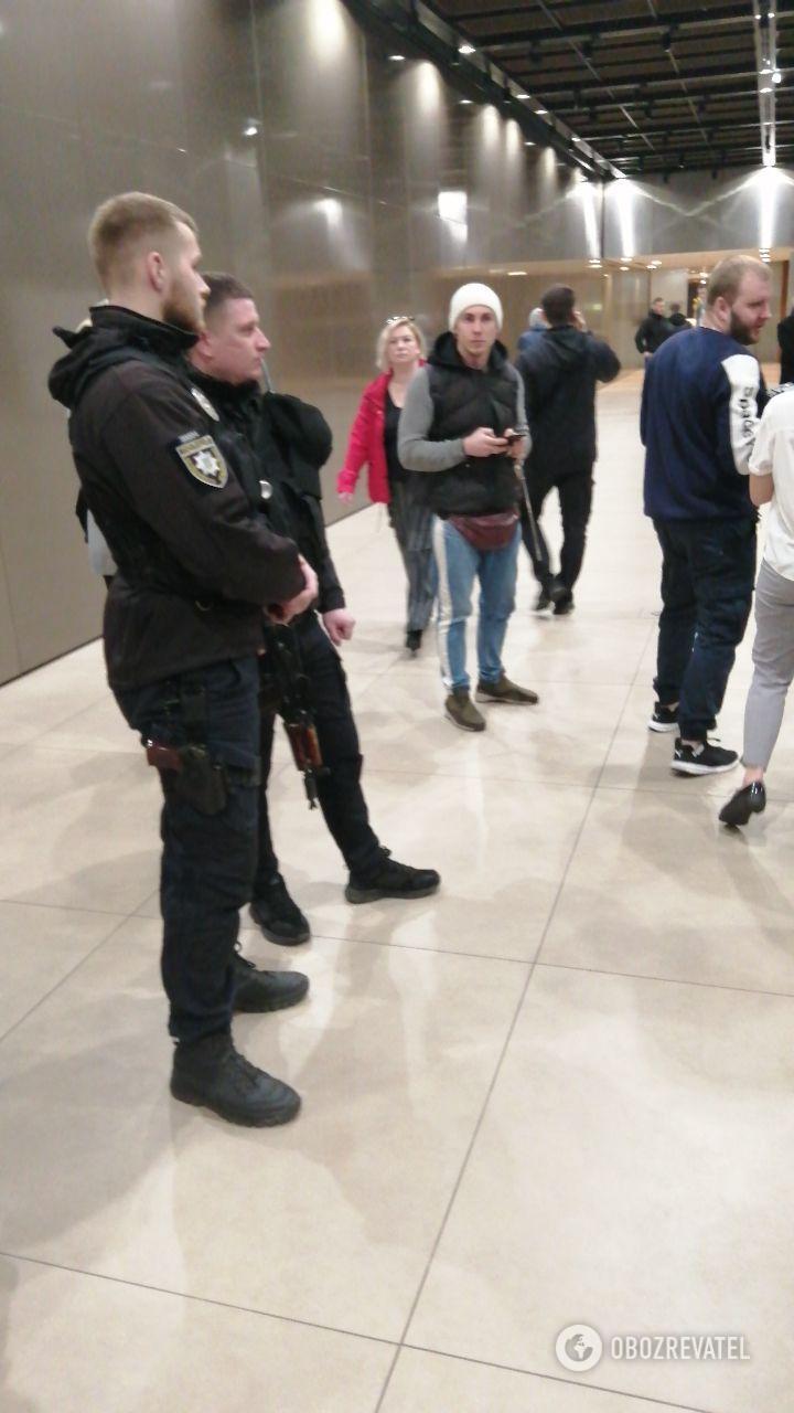 Ветераны АТО затолкали Сивохо, он упал: появилось видео dqxikeidqxitkant