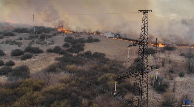В соцсетях стартовал флешмоб в поддержку Чернобыля: Мы молились за Австралию и Нотр-Дам. Уже восьмой день как горит Зона отчуждения 14 В соцсетях стартовал флешмоб в поддержку Чернобыля: Мы молились за Австралию и Нотр-Дам. Уже восьмой день как горит Зона отчуждения 14