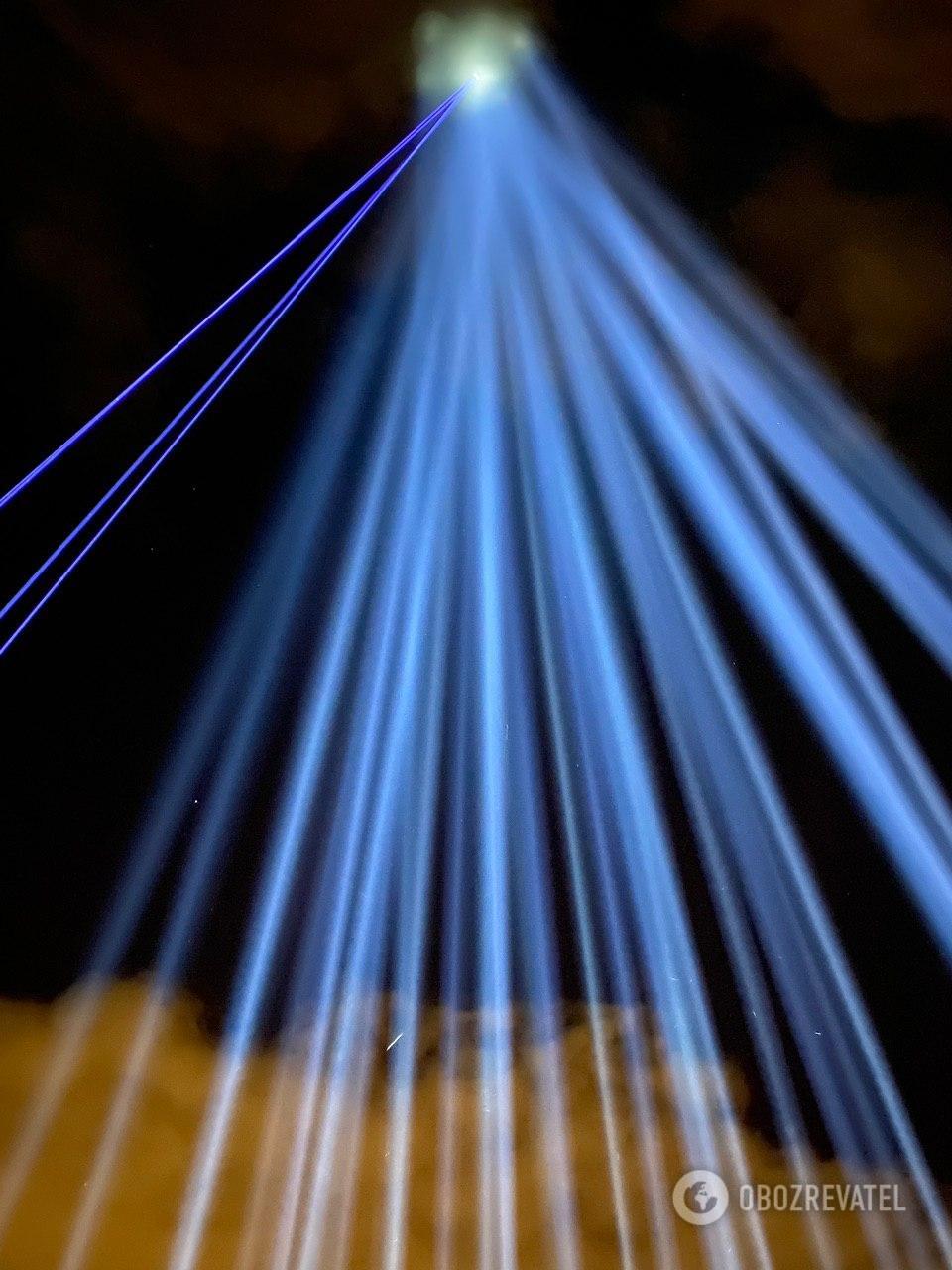 "Все, прилетели! НЛО, так НЛО!" Киевлян удивило "загадочное" свечение в небе