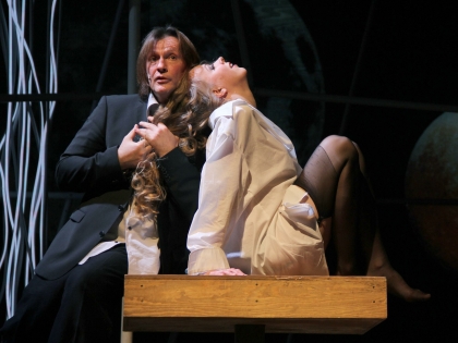 Постановка Марка Захарова "Вальпургиева ночь" на сцене Театра Ленком dqxikeidqxiqqeant