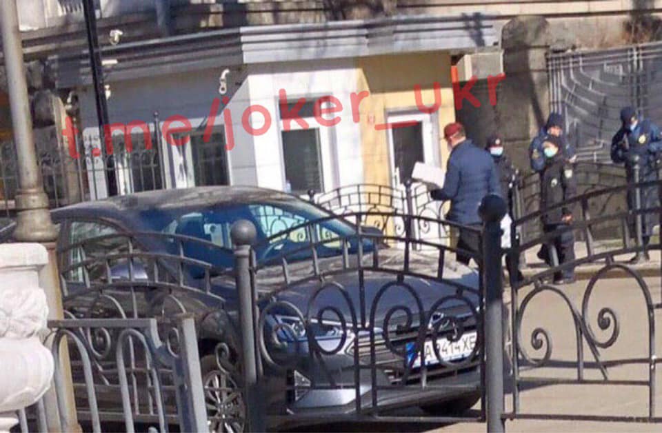 The image may contain: people sitting