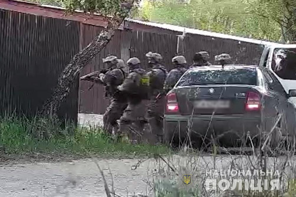 Задержали бывшего правоохранителя и сообщников, которые занимались браконьерством dqxikeidqxitkant