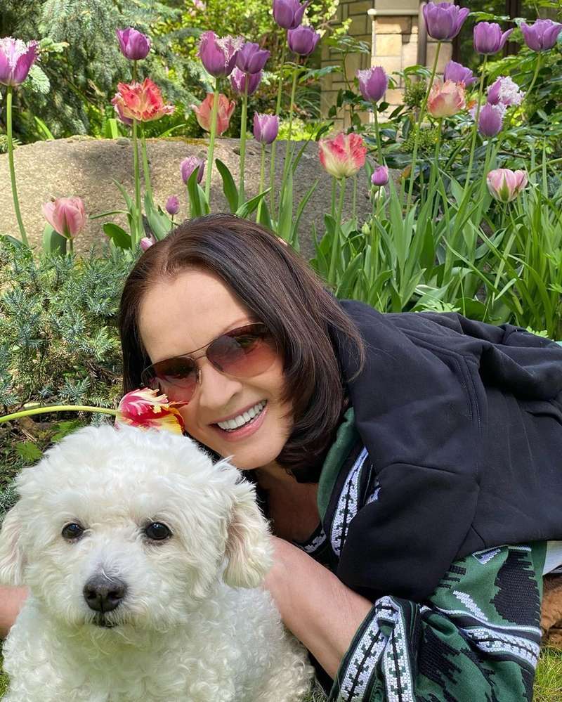 София Ротару dqxikeidqxiqqeant