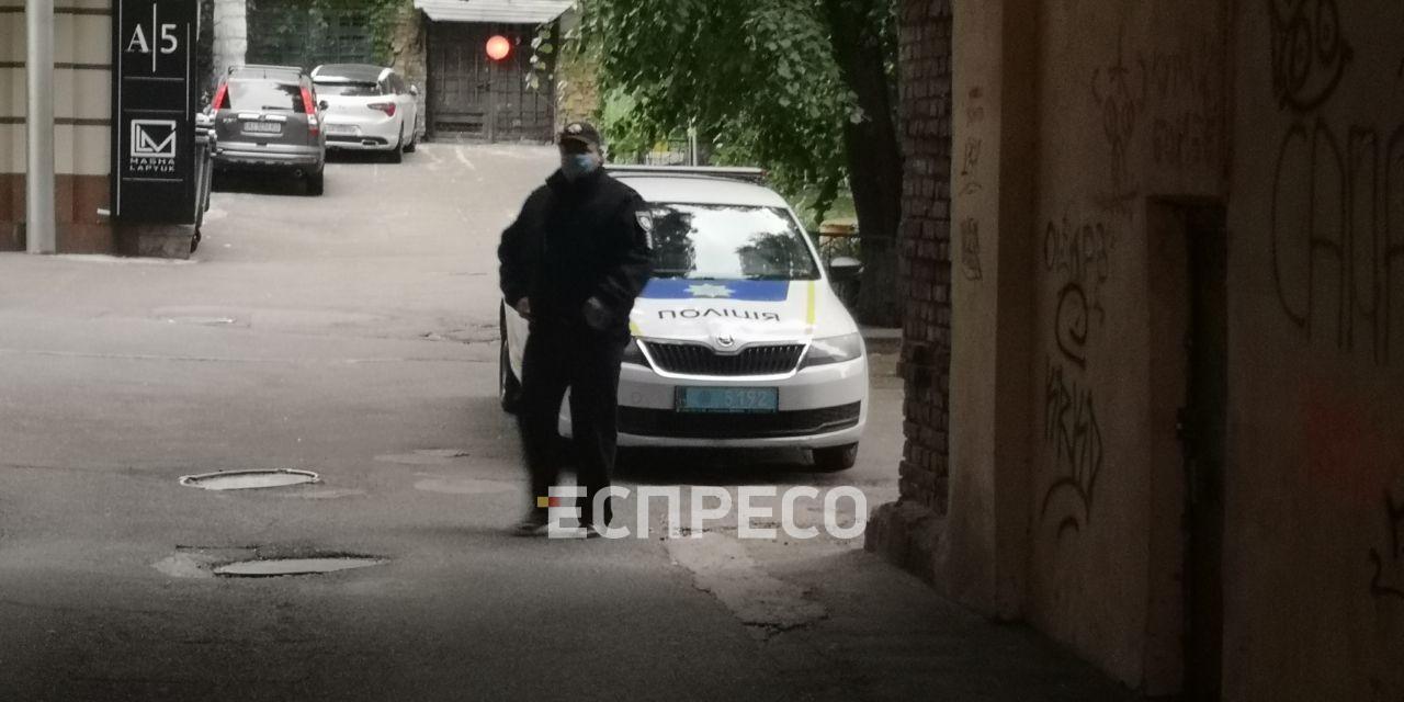 В Киеве нашли застреленным надепа: первые кадры с места происшествия