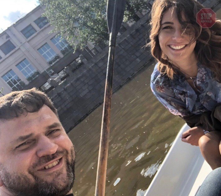 Топ-менеджера "Укрзалізниці" обвинили в избиении сожительницы