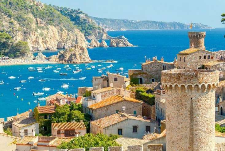 Вся туристична галузь Іспанії намагається оновитися. Фото vsitury.com.ua