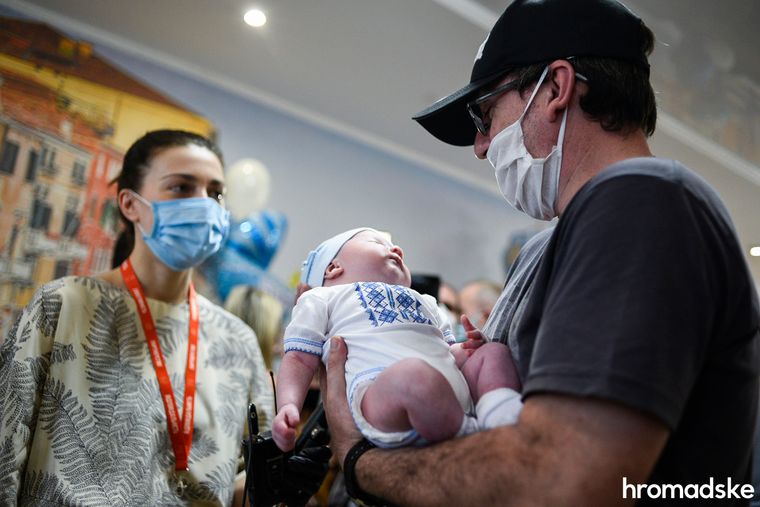 Фернандо з сином Ігнасіо, Київ, 10 червня 2020 року dqxikeidqxitkant