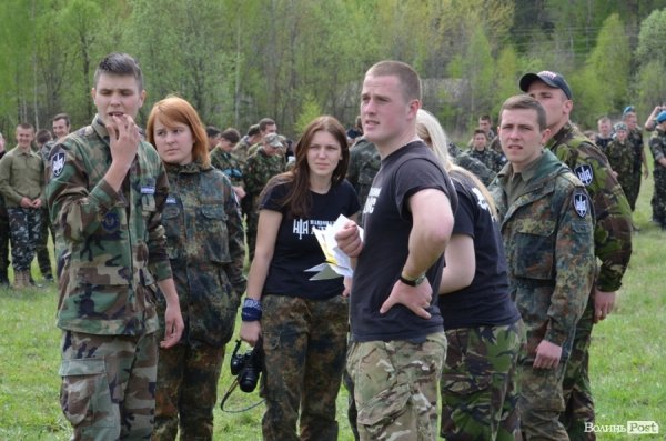 «Війна» у волинських лісах. «Звитяга - 2015». ФОТО. ВІДЕО «Війна» у волинських лісах. «Звитяга - 2015». ФОТО. ВІДЕО