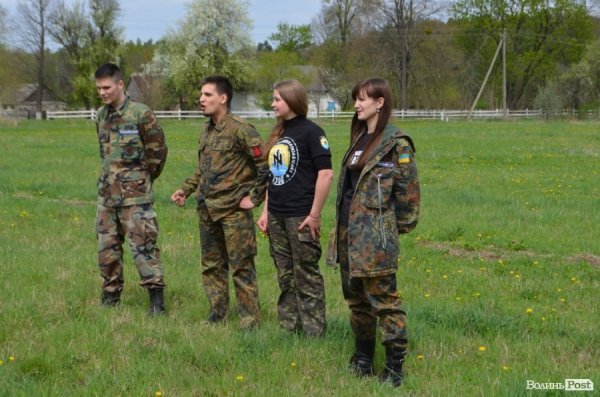 «Війна» у волинських лісах. «Звитяга - 2015». ФОТО. ВІДЕО «Війна» у волинських лісах. «Звитяга - 2015». ФОТО. ВІДЕО