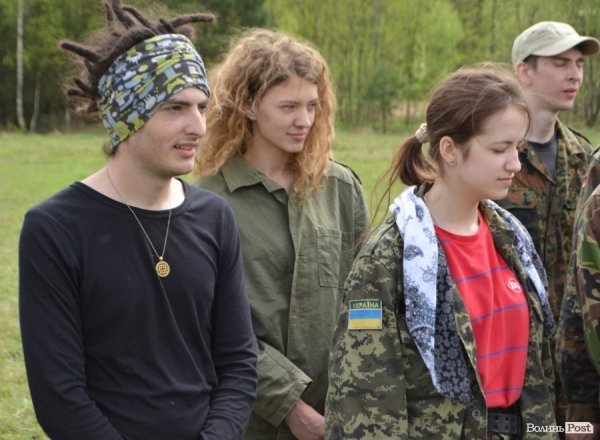 «Війна» у волинських лісах. «Звитяга - 2015». ФОТО. ВІДЕО «Війна» у волинських лісах. «Звитяга - 2015». ФОТО. ВІДЕО