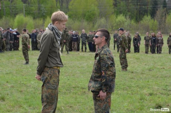 «Війна» у волинських лісах. «Звитяга - 2015». ФОТО. ВІДЕО «Війна» у волинських лісах. «Звитяга - 2015». ФОТО. ВІДЕО