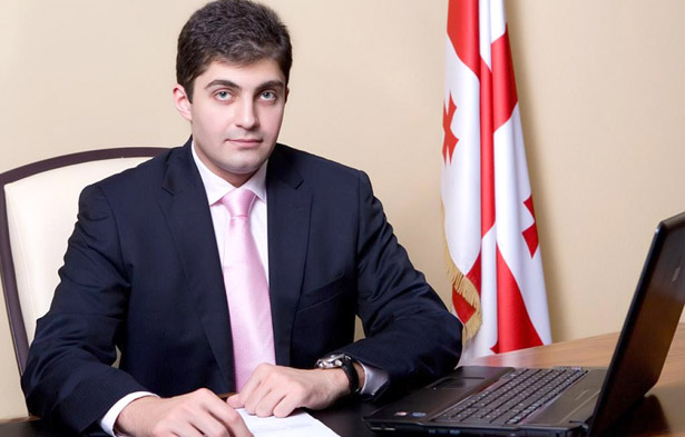 ТОП-7 "кримінальних романів" від Шокіна, Наливайченка та Авакова - фото 1 ТОП-7 "кримінальних романів" від Шокіна, Наливайченка та Авакова - фото 1 dqxikeidqxiqqeant