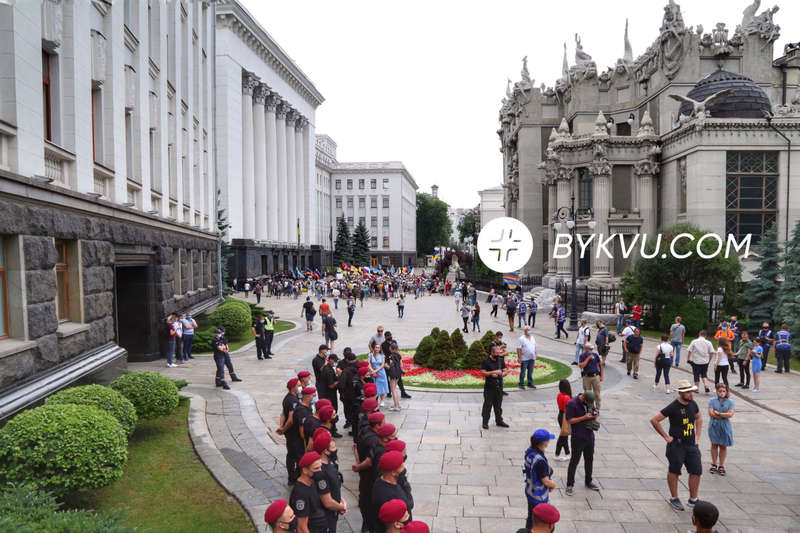 Киев_митинг_Шкарлет