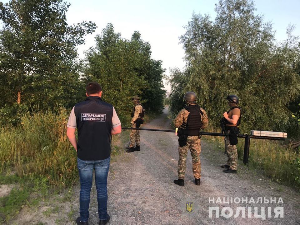     -  . : Facebook-  dqxikeidqxitkant