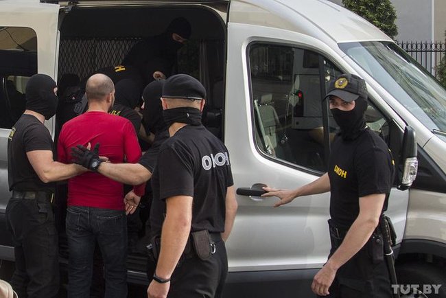 Силовики разогнали акцию противников Лукашенко в Беларуси 07 Силовики разогнали акцию противников Лукашенко в Беларуси 07