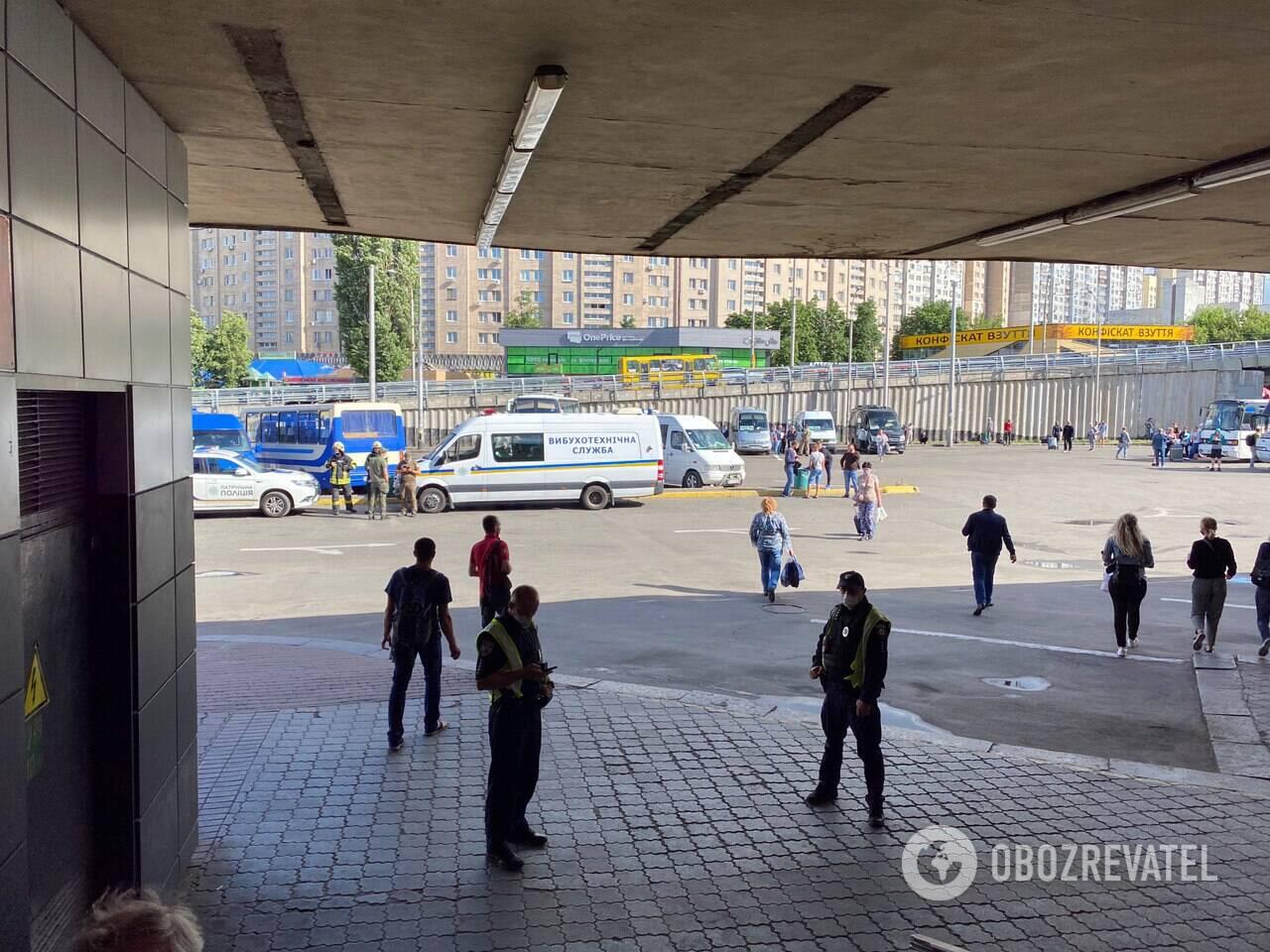 В Киеве сообщили о заминировании центрального автовокзала