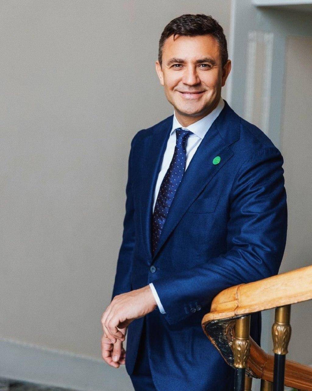  .  -   dqxikeidqxiqqeant