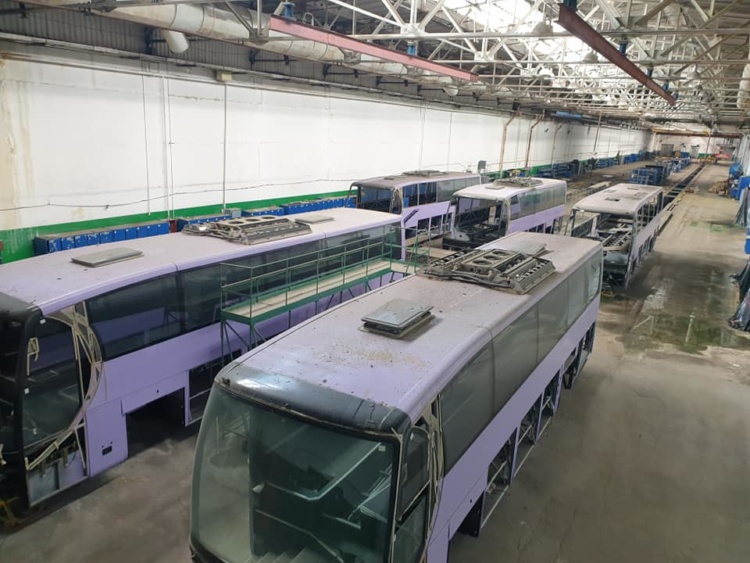 Во Львове нашли “кладбище“ автобусов ЛАЗ Во Львове нашли “кладбище“ автобусов ЛАЗ dqxikeidqxitkant