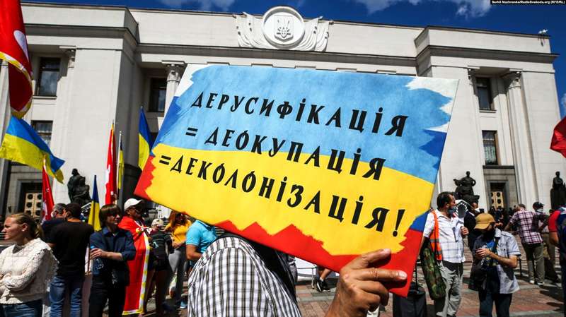 Тепер замість Ківалова й Колесніченка – Бужанський. Яка різниця?