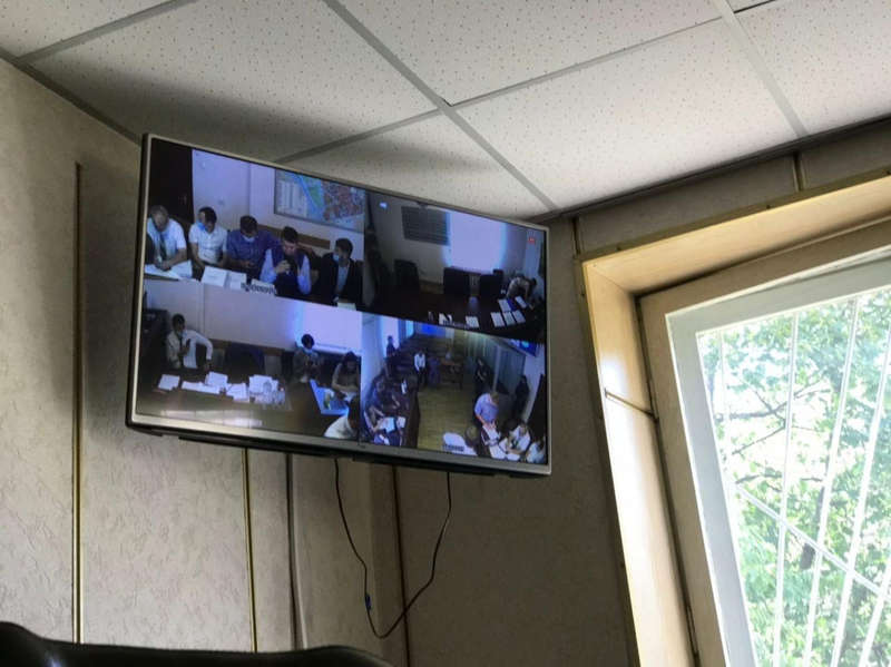 Первое заседание по делу Мангера и Левина