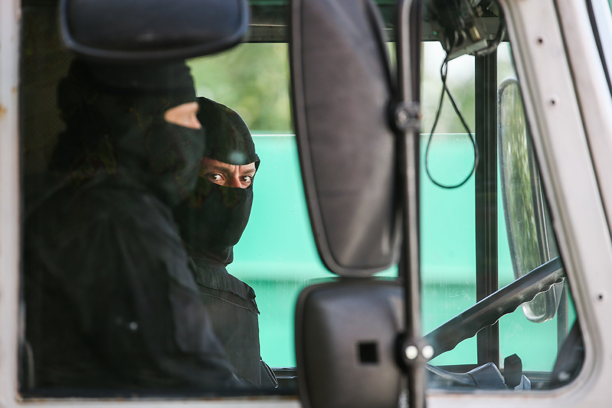 &laquo;  &nbsp;&mdash; &raquo;.    &laquo; &raquo;,  &laquo;&raquo;  