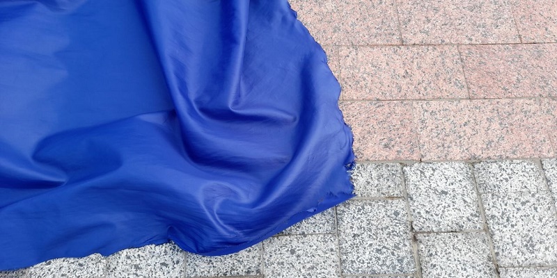 Порвался самый большой флаг Украины - 1 - изображение dqxikeidqxiqqeant