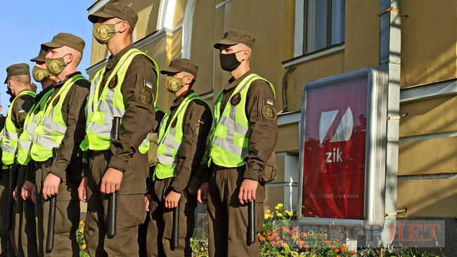 o a o, - aopyc    04