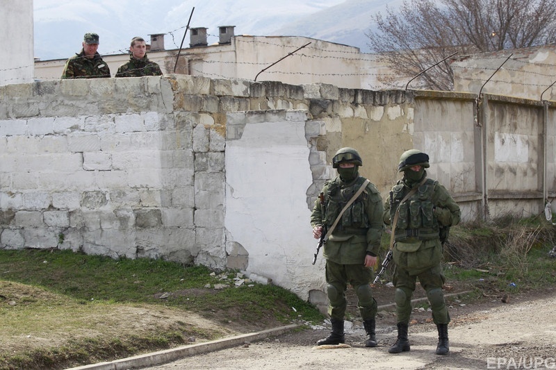 Морпехам поставили ультиматум и потребовали сложить оружие