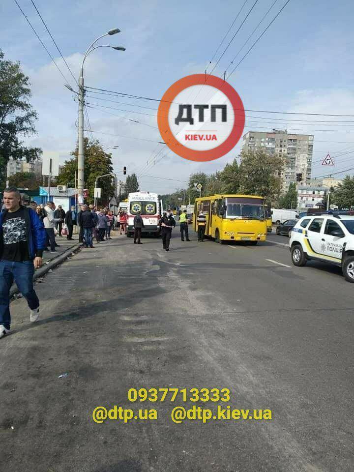 Столкновение случилось на проспекте Свободы, 20 в столице