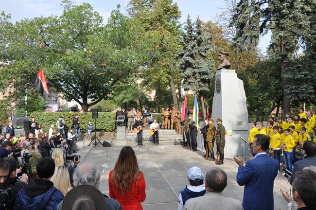 Памятник визволителю Криму Болбочану відкрили в Києві 12 Памятник визволителю Криму Болбочану відкрили в Києві 12