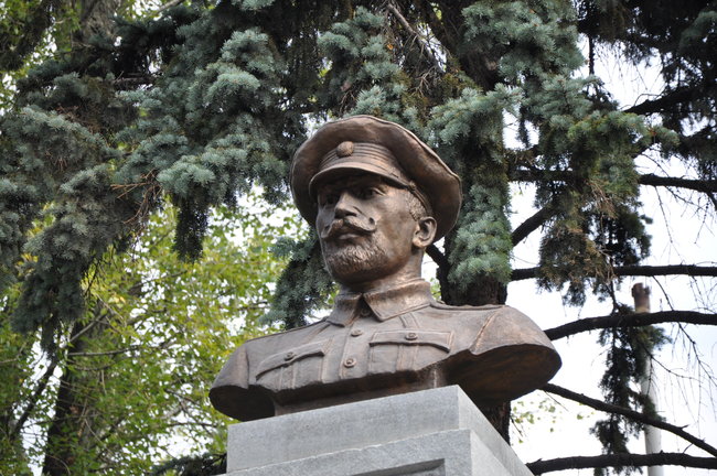 Памятник визволителю Криму Болбочану відкрили в Києві 07 Памятник визволителю Криму Болбочану відкрили в Києві 07