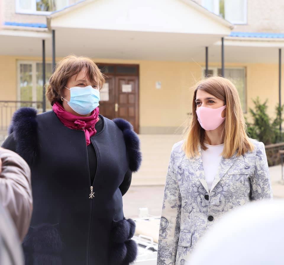 В Винницкой области от коронавируса умерла главврач dqxikeidqxitkant