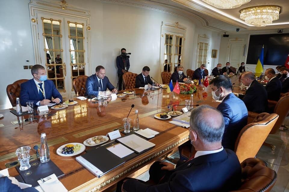 На переговорах Зеленского в Турции тарелки были у всех dqxikeidqxiqqeant