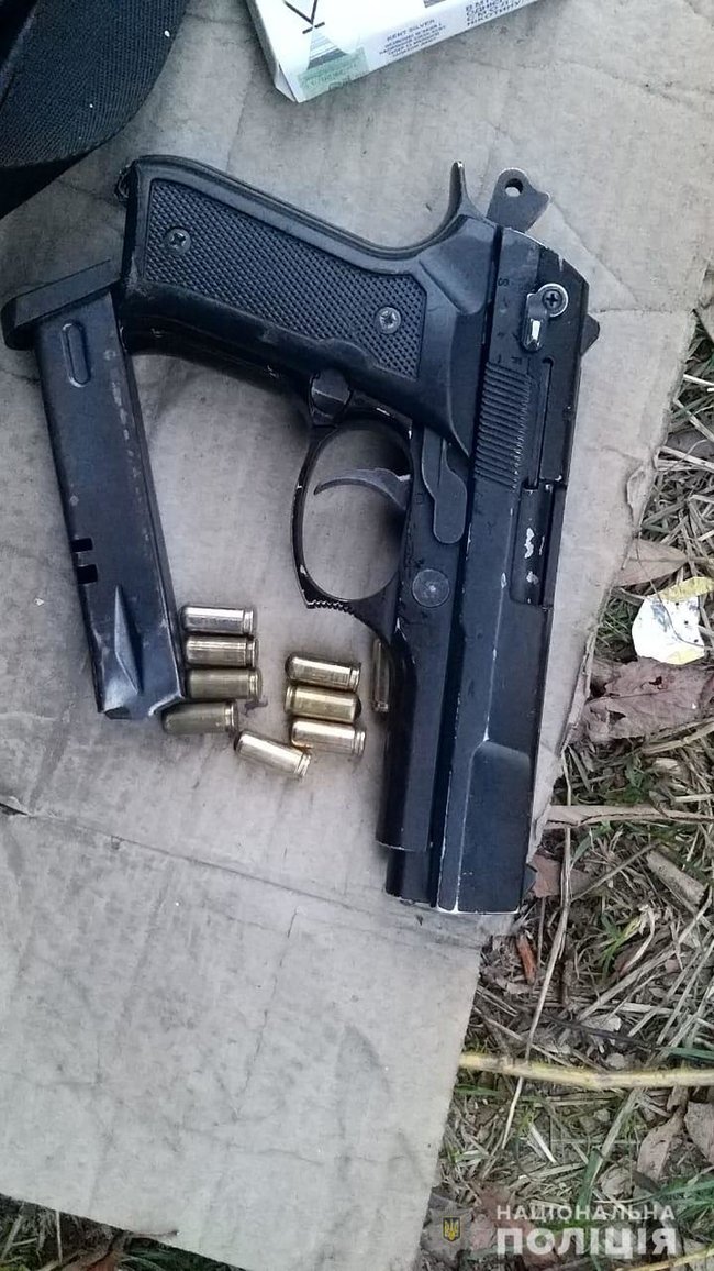 Трое вооруженных граждан Азербайджана задержаны в Харькове, - Нацполиция 02 Трое вооруженных граждан Азербайджана задержаны в Харькове, - Нацполиция 02 dqxikeidqxiqxxant