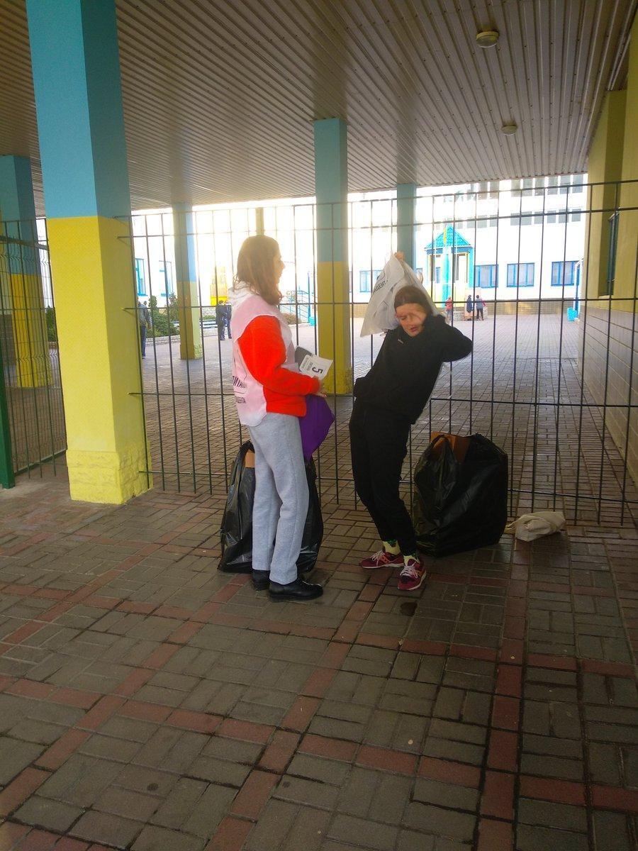 Опрос Зеленского проводят несовершеннолетние девушки dqxikeidqxiqqeant