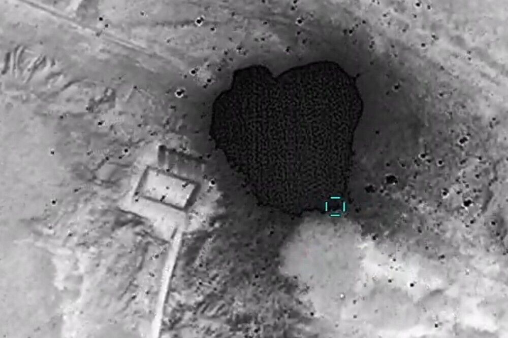 Уничтожение складов боеприпасов.