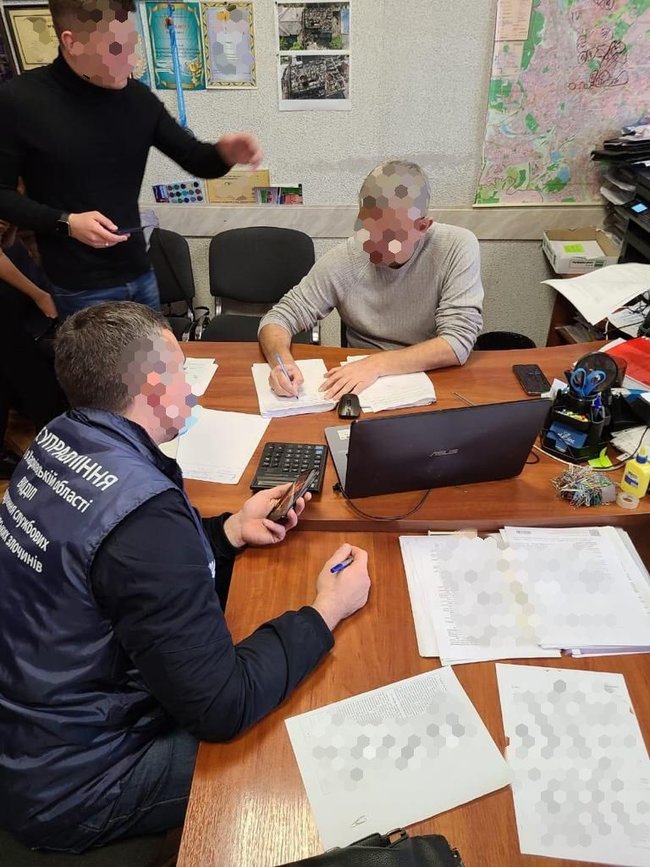 Замдиректора департамента Харьковского горсовета воровал деньги, выделенные на ремонт многоэтажек, - прокуратура 02 dqxikeidqxiqqeant