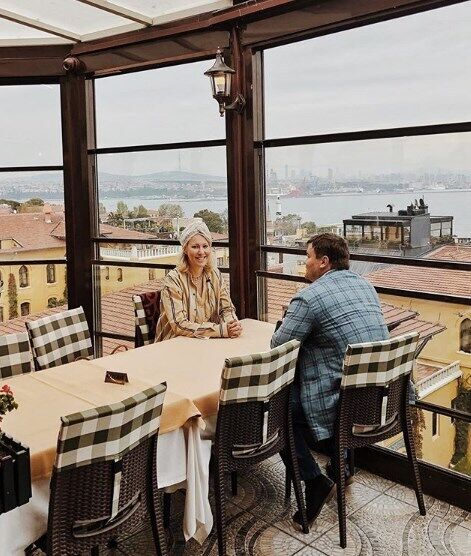 Ксения Собчак и Андрей Богдан в Стамбуле. dqxikeidqxiqqeant