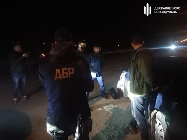 На Прикарпатье поймали на взятке пограничника, ставшего депутатом dqxikeidqxitkant